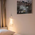171 Hotel